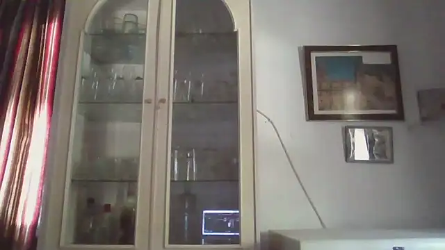 llopaco online show from October 2, 2025, 1:47 pm