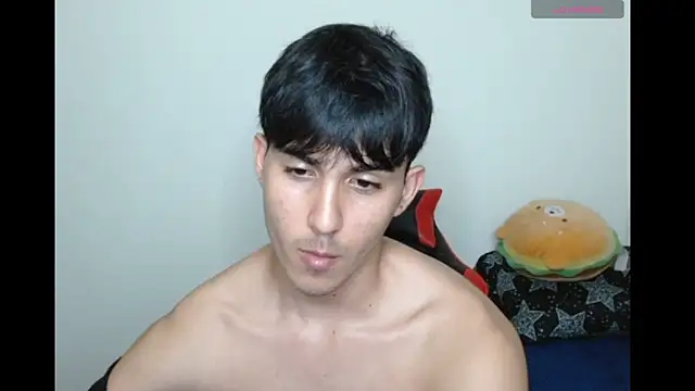 neithanzynxx online show from September 25, 2025, 8:37 pm