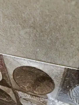 Loly2025 online show from September 20, 2025, 1:43 am