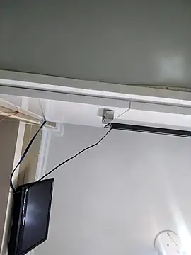 Loly2025 online show from March 22, 2025, 6:36 pm