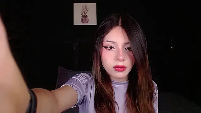 Snapshot of fyreandfox_ chatting on November 18, 2025, 6:55 pm fyreandfox online show from November 18, 2025, 6:55 pm