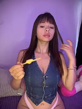 Danna Myst online show from May 15, 2026, 8:18 pm