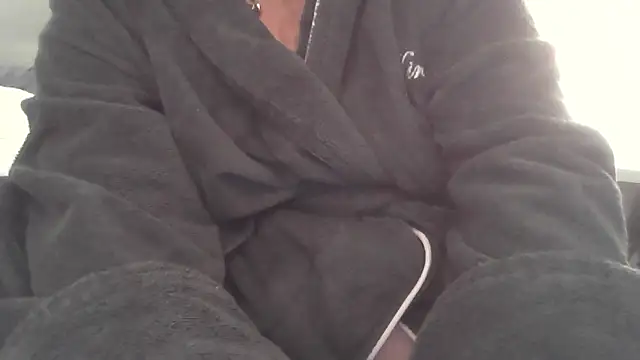 sizha6 online show from November 5, 2025, 2:31 pm