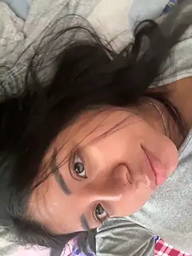 Snapshot of Karla_Stein2025 chatting on November 18, 2025, 2:20 pm Karla Stein2025 online show from November 18, 2025, 2:20 pm