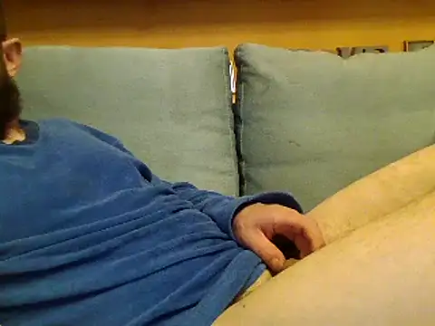 Snapshot of Andre35w chatting on February 23, 2025, 9:16 pm Andre35w online show from February 23, 2025, 9:16 pm