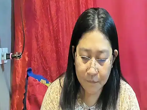 hotchubby88 online show from May 3, 2026, 10:09 am