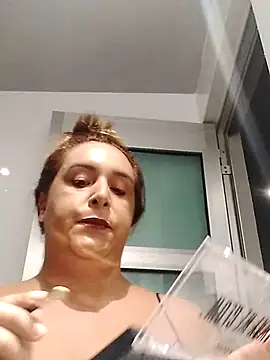 Snapshot of LOLAPONCE chatting on February 15, 2025, 2:47 am LOLAPONCE online show from February 15, 2025, 2:47 am