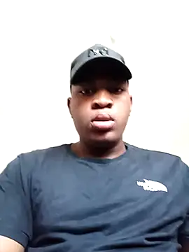 bosszonke123 online show from February 23, 2025, 4:39 am