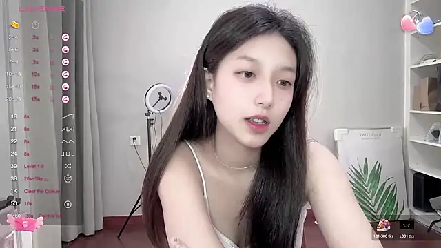 Snapshot of YaYa-521 chatting on October 19, 2025, 12:30 pm YaYa-521 online show from October 19, 2025, 12:30 pm