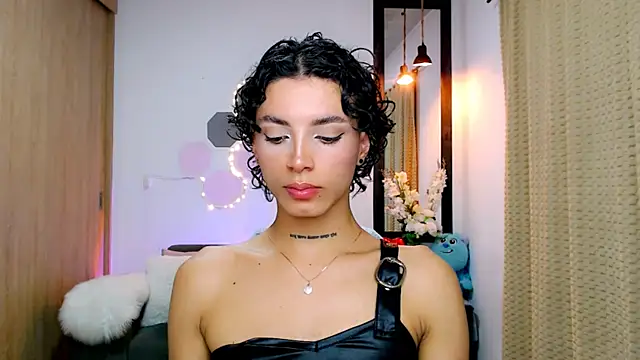 nilam valker online show from March 16, 2025, 11:59 pm