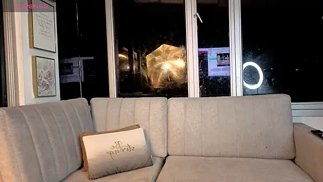 Ivanna West online show from April 2, 2026, 10:11 am