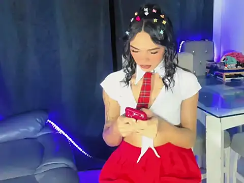 cherry crushx online show from March 6, 2026, 2:17 am