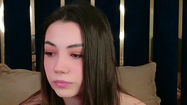 Snapshot of Alice_Deleon chatting on February 21, 2026, 11:12 am Alice Deleon online show from February 21, 2026, 11:12 am