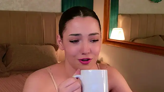 Snapshot of Alice_Deleon chatting on April 29, 2026, 5:30 pm Alice Deleon online show from April 29, 2026, 5:30 pm