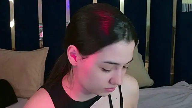 Snapshot of Alice_Deleon chatting on March 14, 2026, 10:43 am Alice Deleon online show from March 14, 2026, 10:43 am