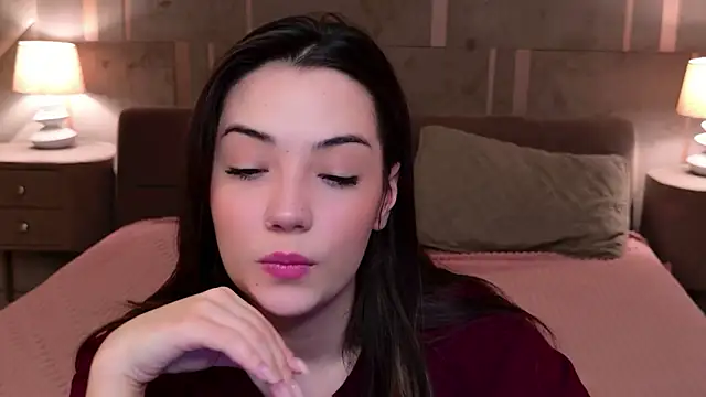 Snapshot of Alice_Deleon chatting on April 1, 2026, 11:00 am Alice Deleon online show from April 1, 2026, 11:00 am