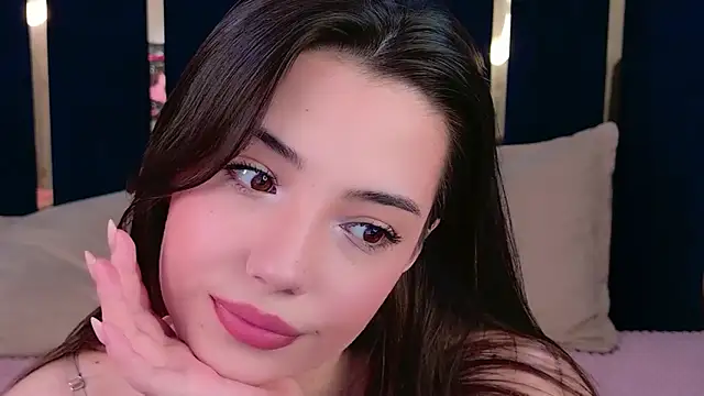 Snapshot of Alice_Deleon chatting on April 8, 2026, 11:12 am Alice Deleon online show from April 8, 2026, 11:12 am
