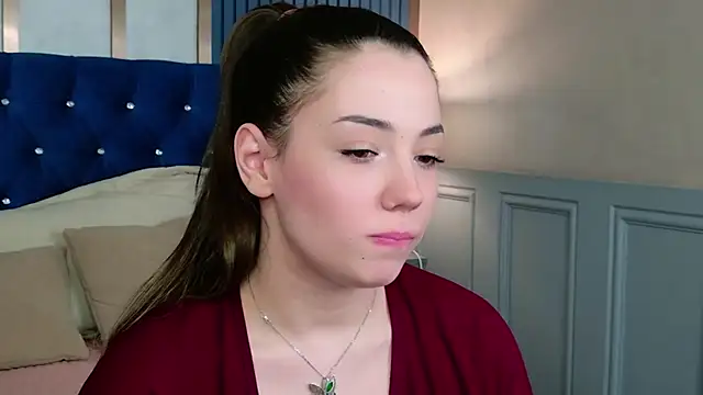 Snapshot of Alice_Deleon chatting on April 19, 2026, 6:10 pm Alice Deleon online show from April 19, 2026, 6:10 pm