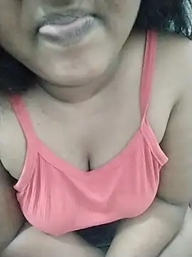 SLbeaty online show from October 7, 2025, 3:18 am