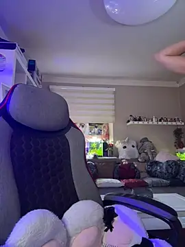 Snapshot of sexymelli18 chatting on September 12, 2025, 5:13 pm sexymelli18 online show from September 12, 2025, 5:13 pm