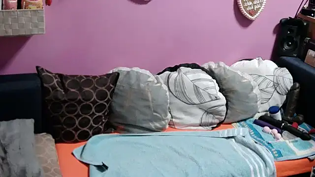 Snapshot of sexymelli18 chatting on March 20, 2025, 8:51 pm sexymelli18 online show from March 20, 2025, 8:51 pm