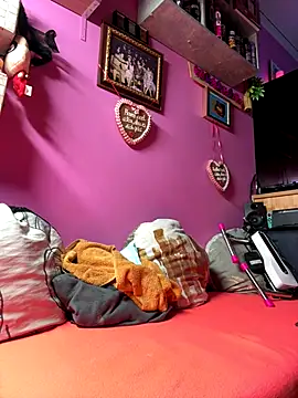 Snapshot of sexymelli18 chatting on November 9, 2025, 6:34 pm sexymelli18 online show from November 9, 2025, 6:34 pm