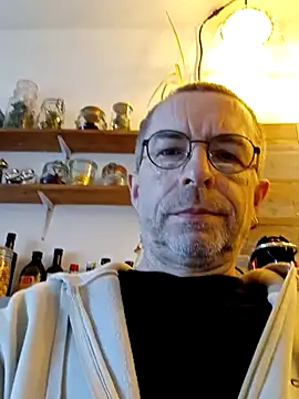 Xavspank2 online show from December 3, 2025, 10:14 am