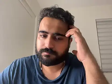 Snapshot of indian_thonger chatting on December 17, 2025, 3:28 pm indian thonger online show from December 17, 2025, 3:28 pm