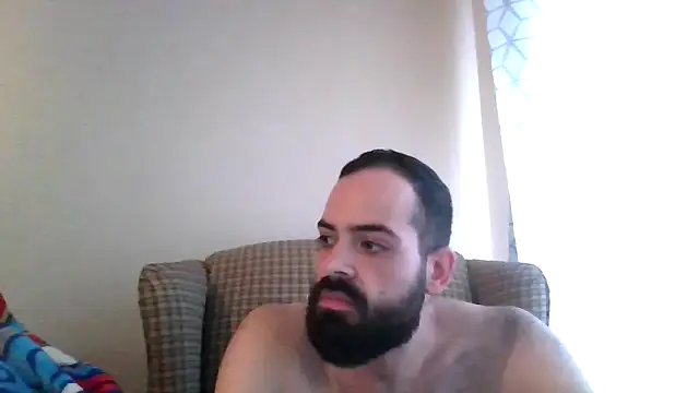 guccititi online show from November 7, 2025, 3:38 pm