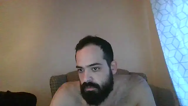 guccititi online show from November 22, 2025, 7:57 pm