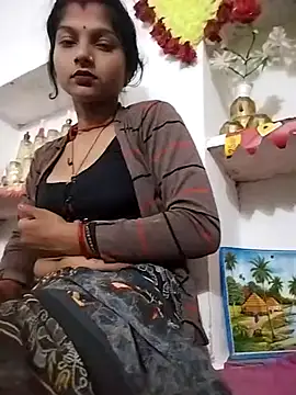 Snapshot of Payalhot25 chatting on February 19, 2025, 8:10 pm Payalhot25 online show from February 19, 2025, 8:10 pm