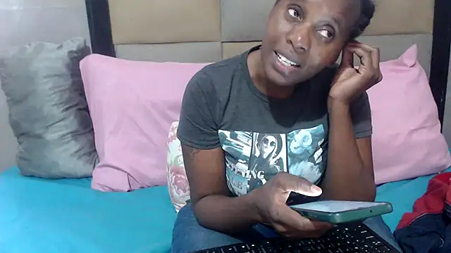 Snapshot of DIVAASS1 chatting on February 24, 2026, 7:53 am DIVAASS1 online show from February 24, 2026, 7:53 am