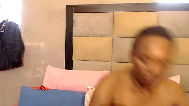 Snapshot of DIVAASS1 chatting on March 5, 2026, 8:33 am DIVAASS1 online show from March 5, 2026, 8:33 am