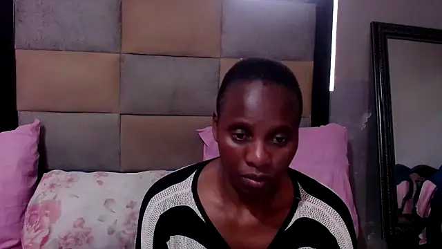 Snapshot of DIVAASS1 chatting on March 31, 2026, 8:05 am DIVAASS1 online show from March 31, 2026, 8:05 am
