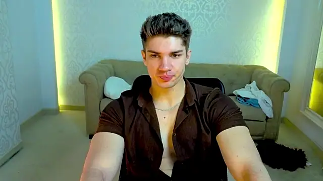 MaxKaiden online show from May 31, 2026, 5:13 am