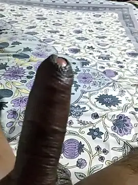 Snapshot of desi_pb02 chatting on March 22, 2026, 7:37 pm desi pb02 online show from March 22, 2026, 7:37 pm