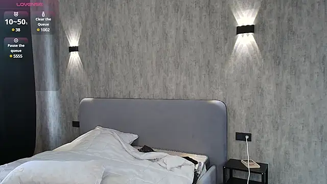 Snapshot of minamoons chatting on February 26, 2025, 8:17 am minamoons online show from February 26, 2025, 8:17 am