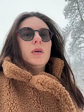 Snapshot of AvaFlowers6 chatting on January 10, 2026, 10:10 am AvaFlowers6 online show from January 10, 2026, 10:10 am