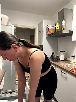 Snapshot of AvaFlowers6 chatting on January 18, 2026, 10:40 am AvaFlowers6 online show from January 18, 2026, 10:40 am