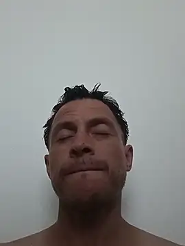Snapshot of salchichon_69 chatting on July 4, 2026, 11:42 pm salchichon 69 online show from July 4, 2026, 11:42 pm
