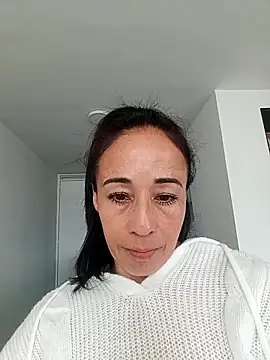 Coeur de luxure online show from September 10, 2025, 3:33 pm