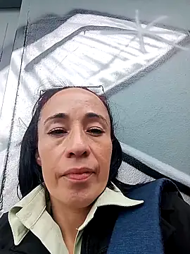 Coeur de luxure online show from October 3, 2025, 4:30 pm