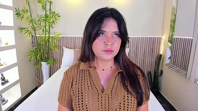 Snapshot of GeorginaReyes chatting on July 15, 2026, 8:38 pm GeorginaReyes online show from July 15, 2026, 8:38 pm
