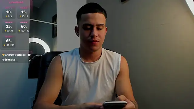 mattiwsmorris  online show from March 25, 2026, 1:43 pm