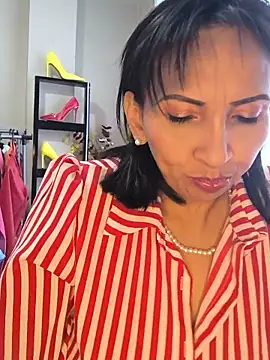 Snapshot of Mrsvictoriaaa chatting on May 11, 2026, 8:50 pm Mrsvictoriaaa online show from May 11, 2026, 8:50 pm