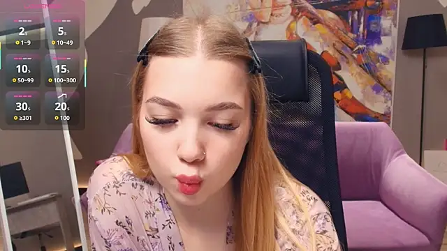 FloraBonde online show from November 28, 2025, 10:37 am