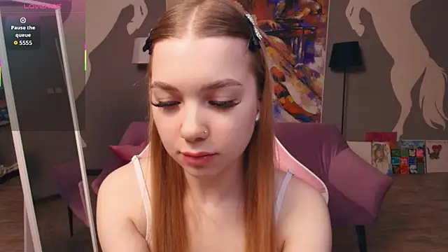 FloraBonde online show from November 20, 2025, 11:11 am