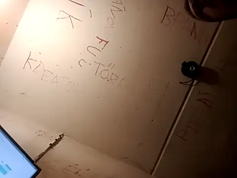 VickyDevilEU online show from October 15, 2025, 1:59 am