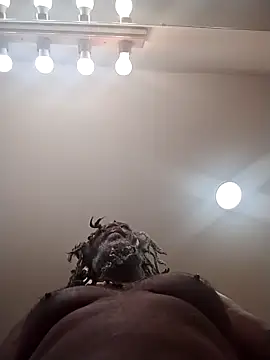 Snapshot of KingSlim56 chatting on September 25, 2025, 4:18 am KingSlim56 online show from September 25, 2025, 4:18 am