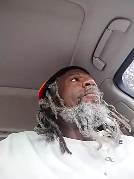 Snapshot of KingSlim56 chatting on October 4, 2025, 10:11 pm KingSlim56 online show from October 4, 2025, 10:11 pm